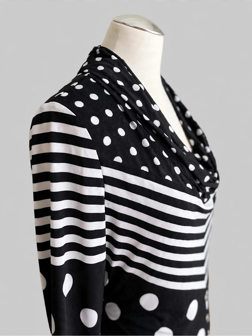 Frank Lyman Black White Polka Dot Chevron Tunic Top Size 8 - Picture 3 of 8